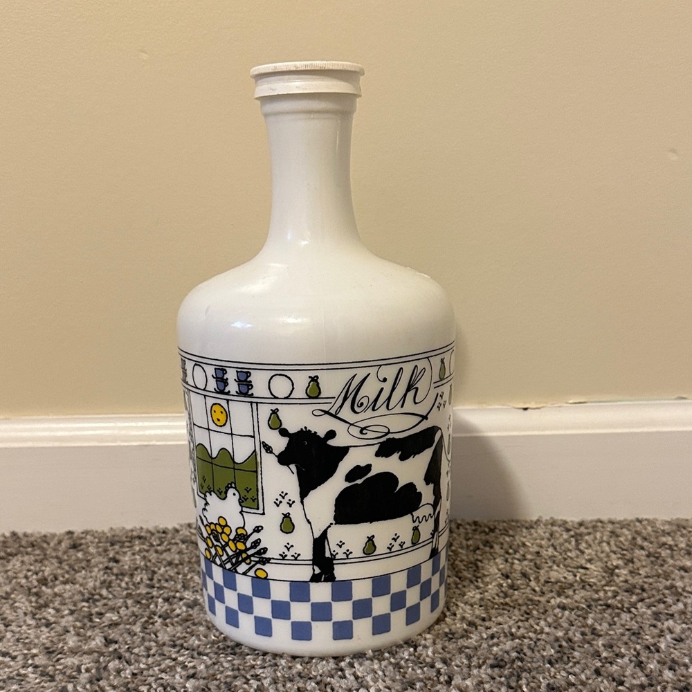 Lillian Vernon/Alan Wood Vintage Milk Jug with Cow Design